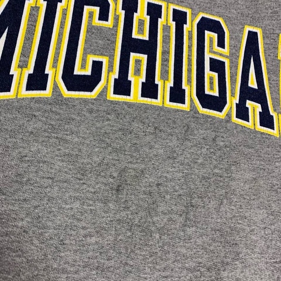 Vintage 2000s Michigan Wolverines Spellout Crewneck - Picture 4 of 8